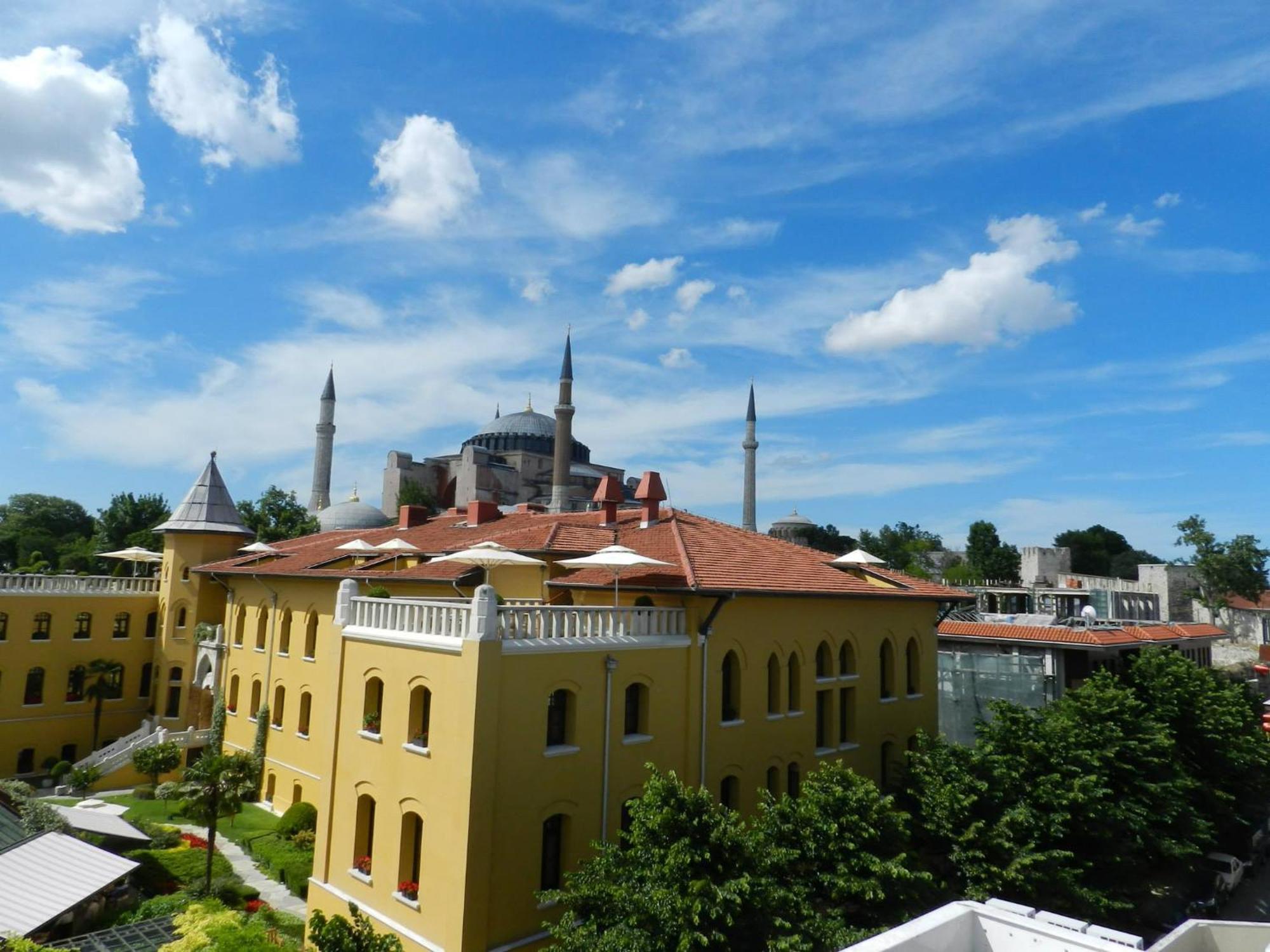 Berk Guest House - Grandma'S House Istambul Exterior foto